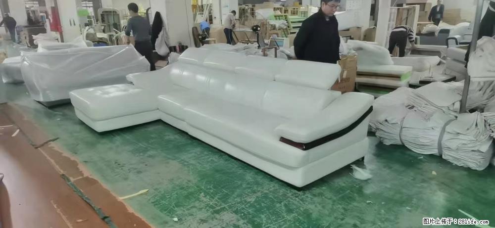 【大厂仿真皮沙发】实木框架,高回弹海绵45密度。全新包装,质量非常好,3.6米右贵妃 - 各类家具 - 居家生活 - 乐山分类信息 - 乐山28生活网 ls.28life.com