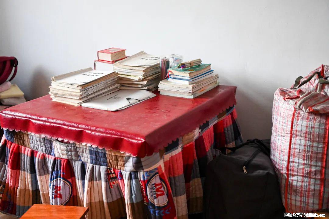 全网追的“扁担女孩”，找了一份暑假工，时薪12元 - 乐山生活资讯 - 乐山28生活网 ls.28life.com